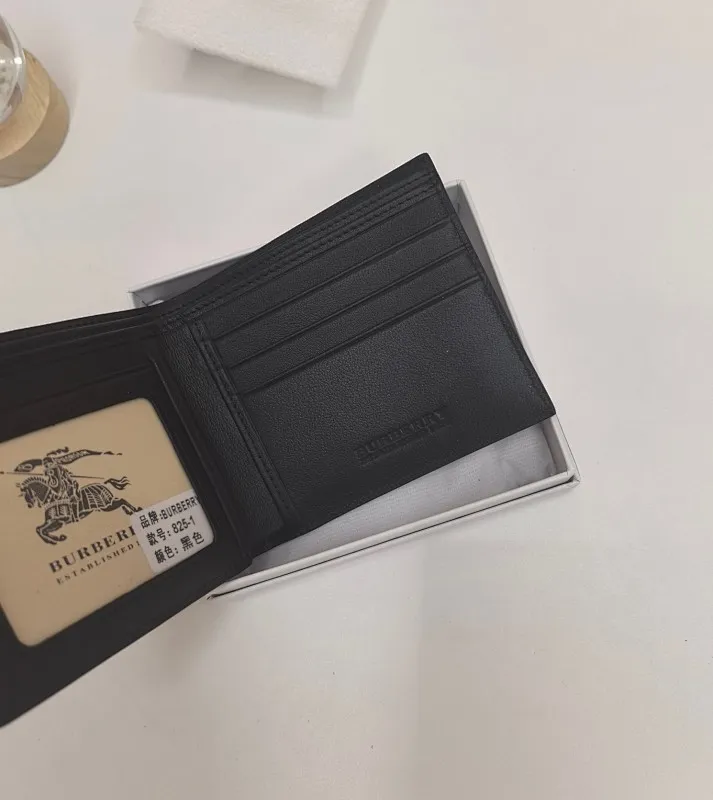 All categories Burberry wallet (Burberry) Burberry 825-1