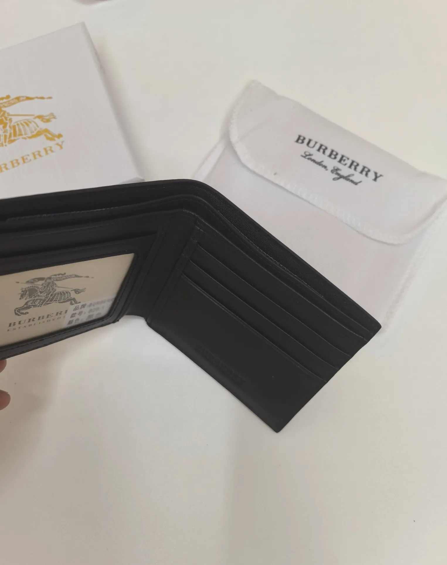 All categories Burberry wallet (Burberry) Burberry 825-1