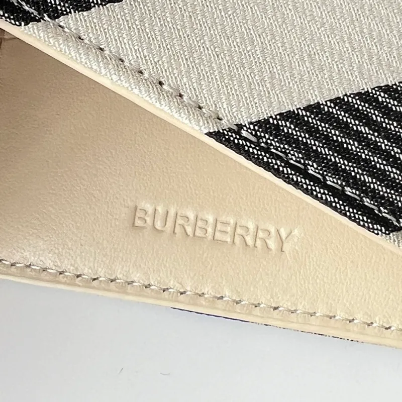 All Categories Burberry Wallet Burberry Original Order 5201