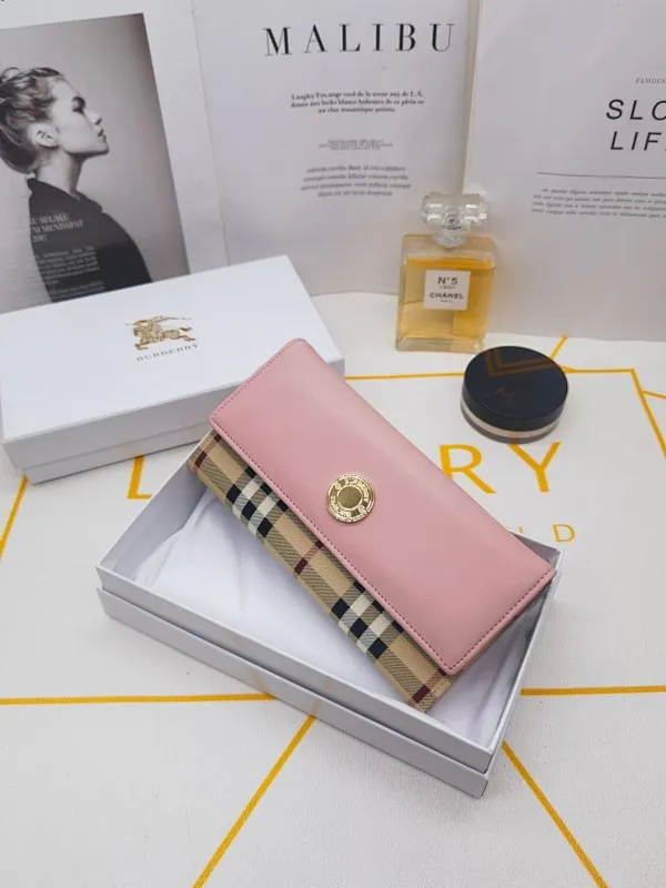 All categories Burberry wallet (Burberry) Burberry 8300