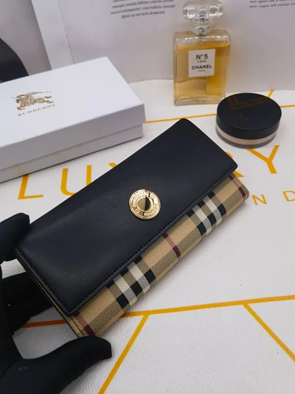 All categories Burberry wallet (Burberry) Burberry 8300