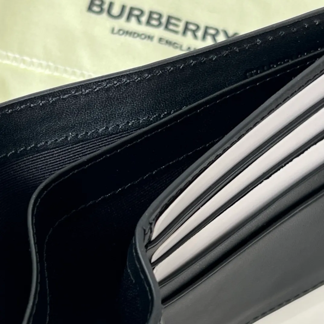All categories Burberry wallet (Burberry) Burberry 80493141