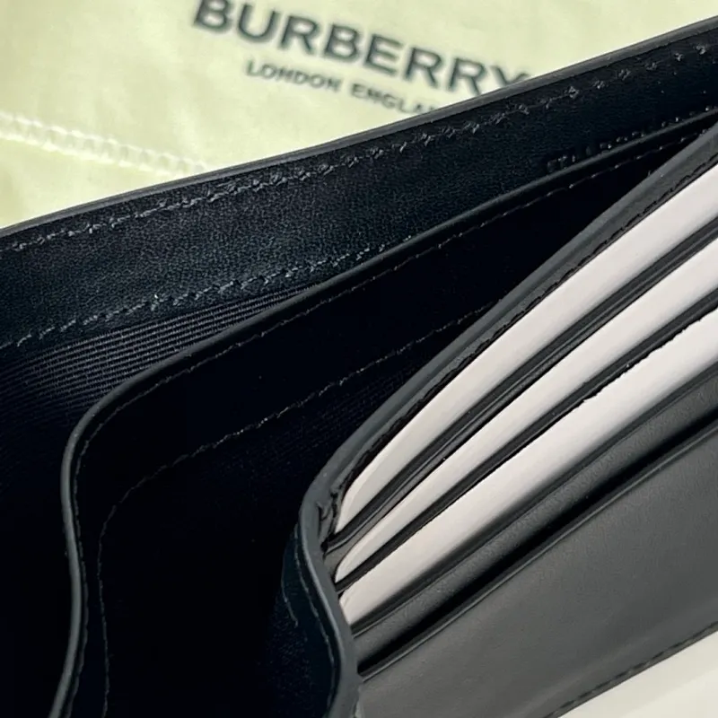 All categories Burberry wallet (Burberry) Burberry 80493141
