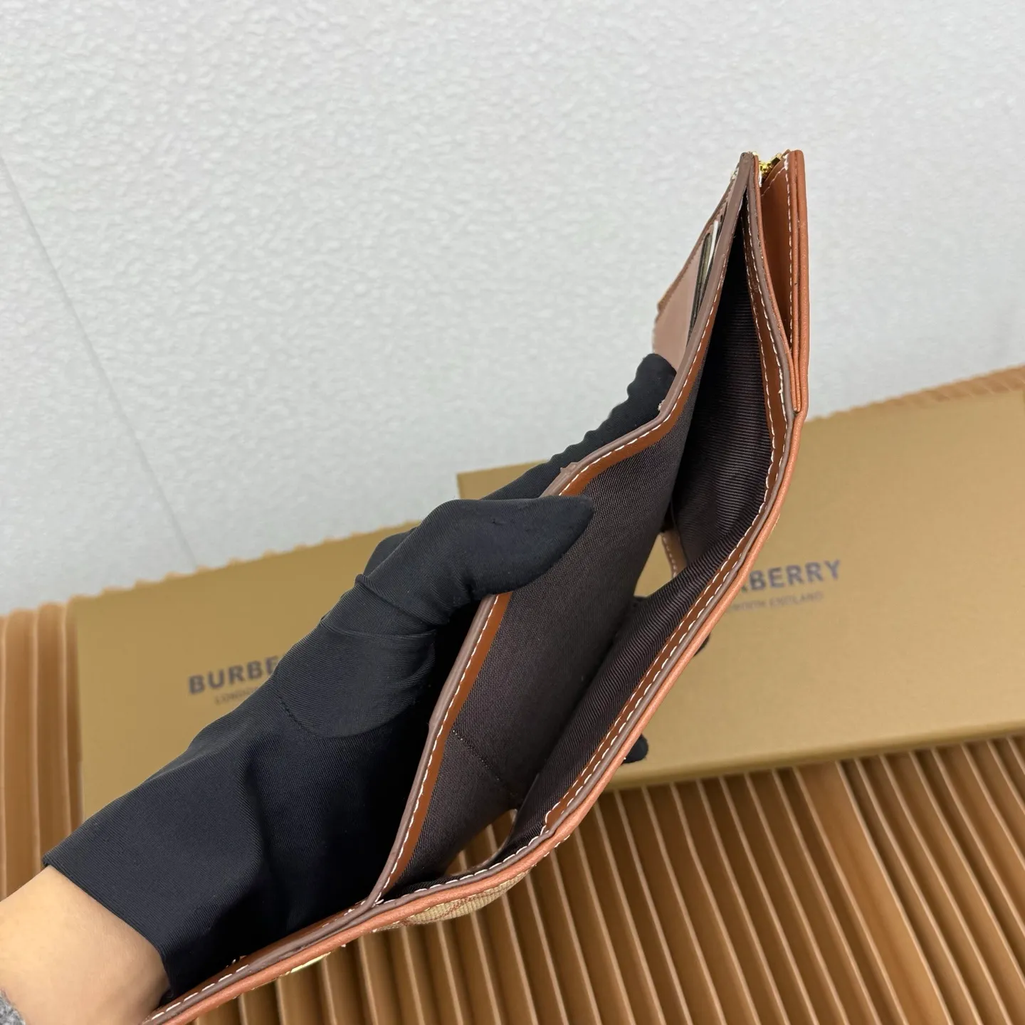 All categories Burberry wallet (Burberry) Burberry 4141