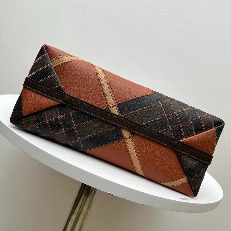 All categories Burberry wallet (Burberry) Burberry 1980
