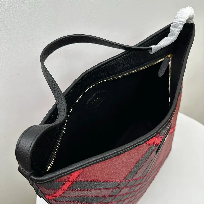 All categories Burberry wallet (Burberry) Burberry 1980