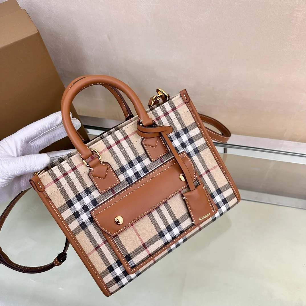All Categories Official Website "Brand Women's Bags" Women's Bags 💙 Burberry 2025 New Burberry Crossbody Bag