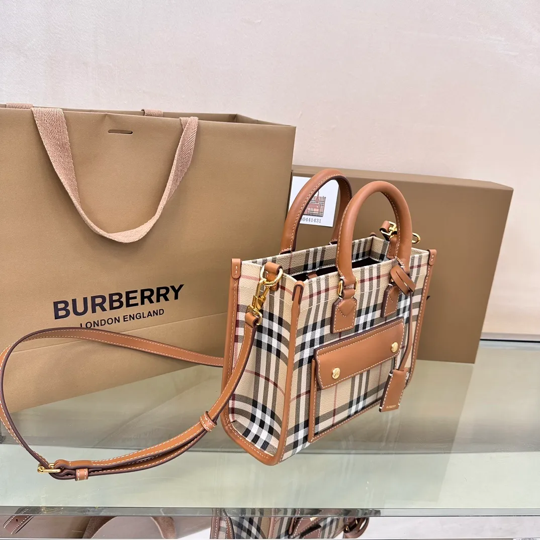All Categories Official Website "Brand Women's Bags" Women's Bags 💙 Burberry 2025 New Burberry Crossbody Bag
