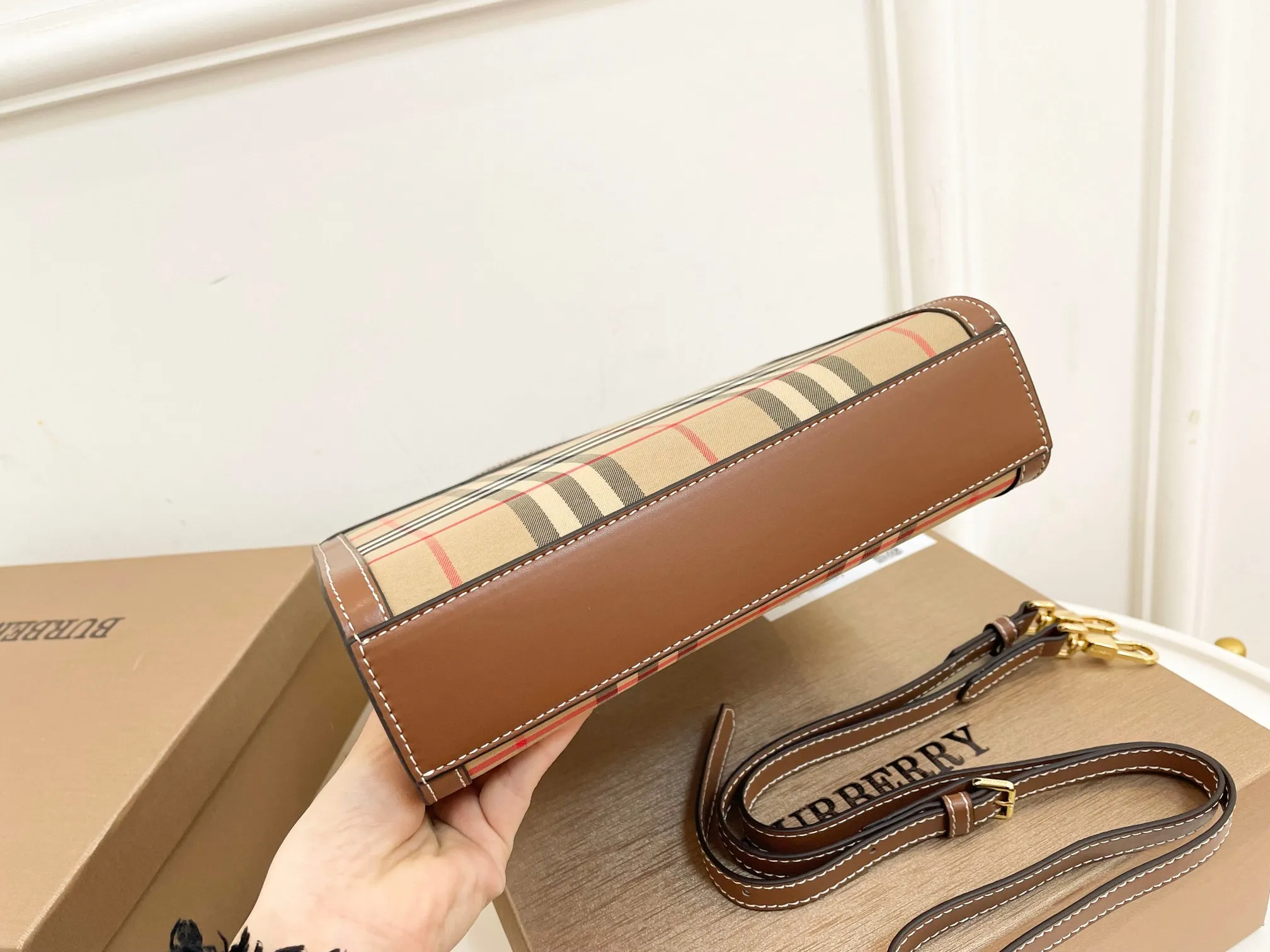 All Categories Official Website "Brand Women's Bags" Women's Bags 💙 Burberry 2023 New Burberry Crossbody Bag