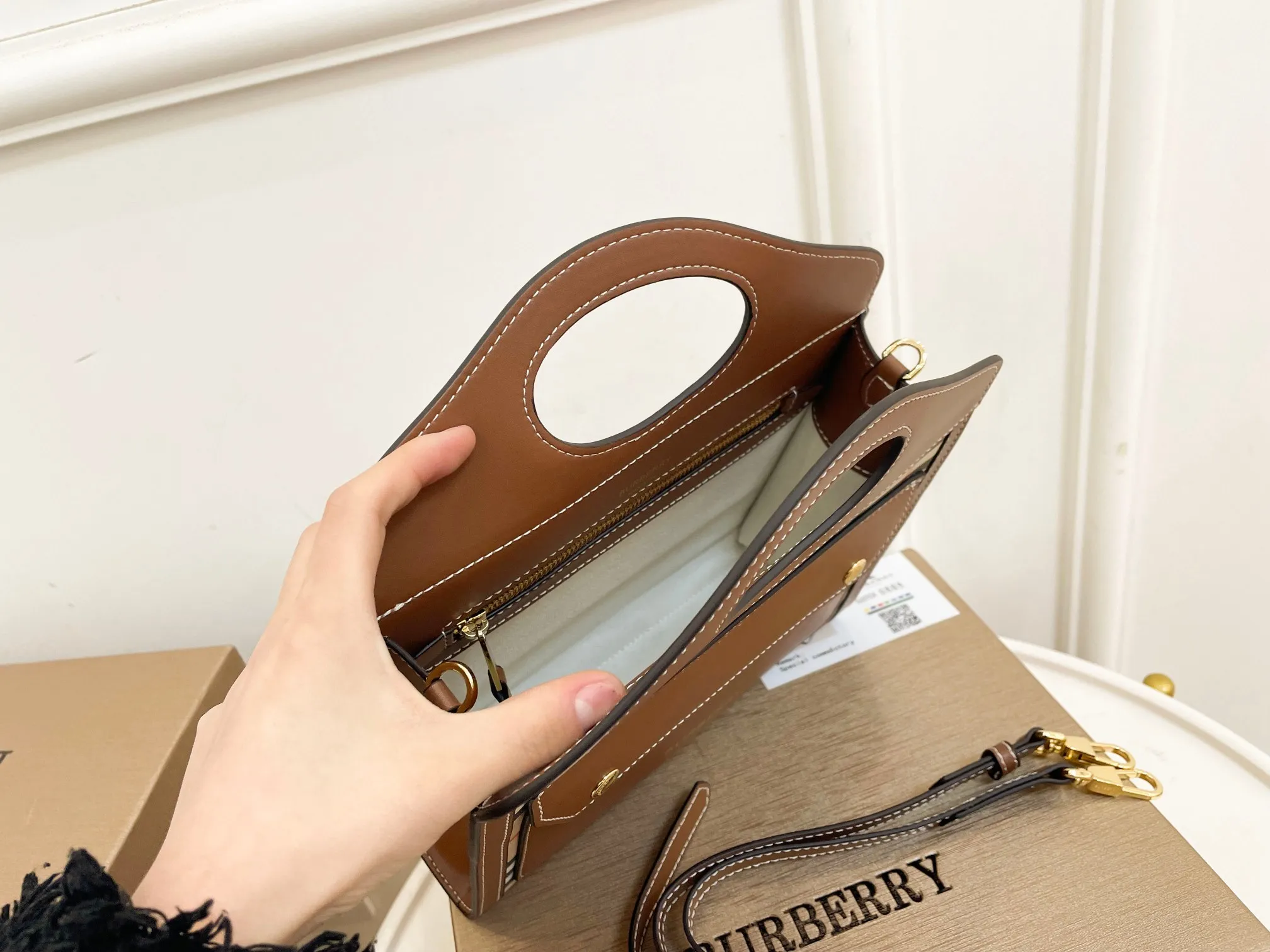 All Categories Official Website "Brand Women's Bags" Women's Bags 💙 Burberry 2023 New Burberry Crossbody Bag