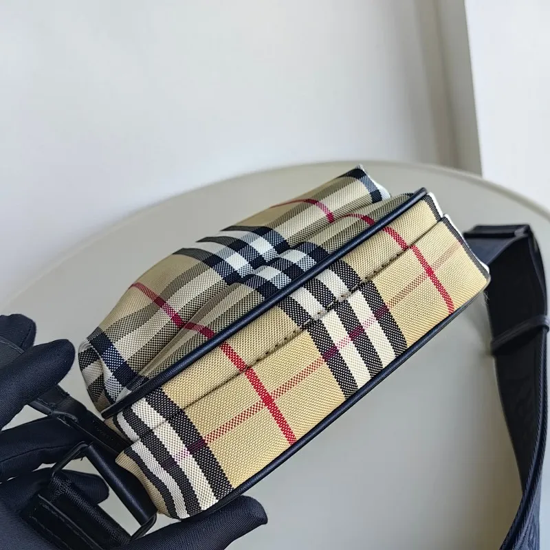 All categories Burberry women's bags (Burberry) Burberry 16421