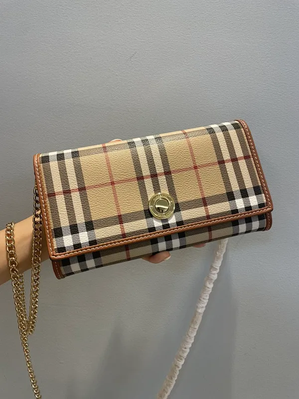 All categories Burberry women's bags (Burberry) Burberry 8687