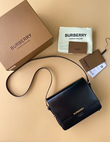 All Categories Official Website "Brand Women's Bags" Women's Bags 💙 Burberry 2025 New Burberry Crossbody Bag