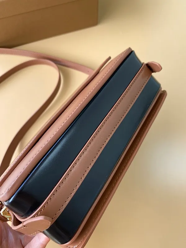 All Categories Official Website "Brand Women's Bags" Women's Bags 💙 Burberry 2025 New Burberry Crossbody Bag