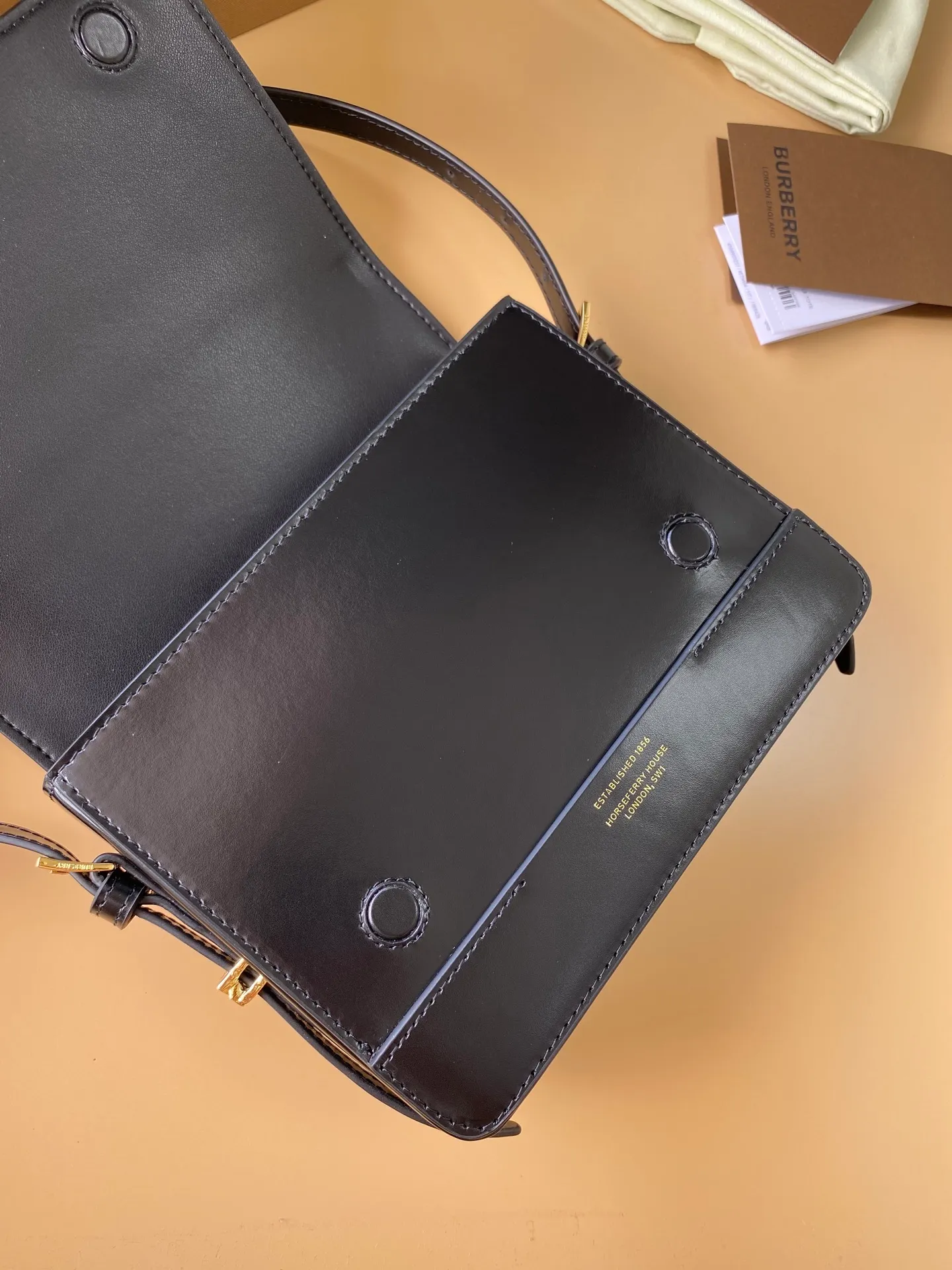 All Categories Official Website "Brand Women's Bags" Women's Bags 💙 Burberry 2025 New Burberry Crossbody Bag