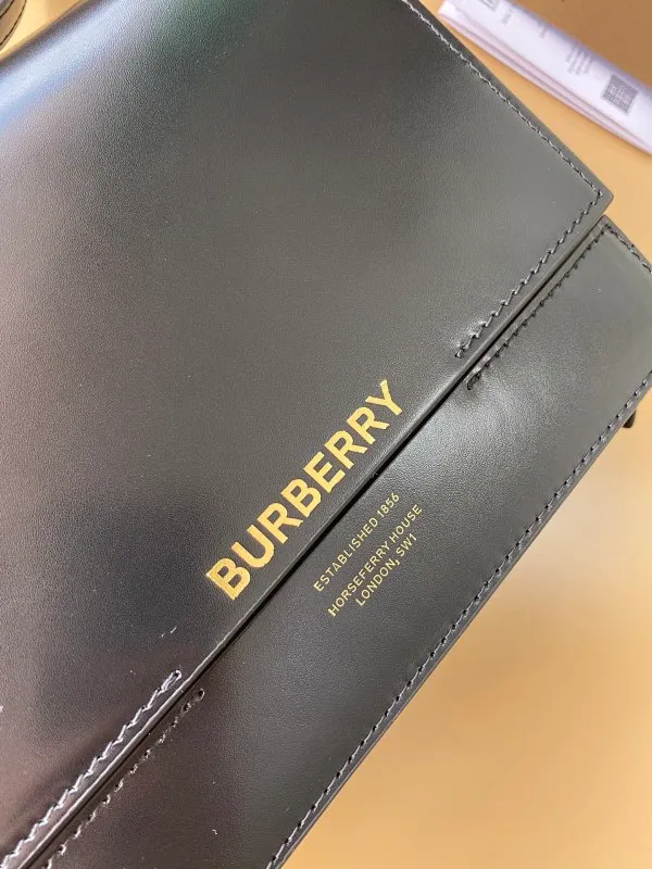 All Categories Official Website "Brand Women's Bags" Women's Bags 💙 Burberry 2025 New Burberry Crossbody Bag