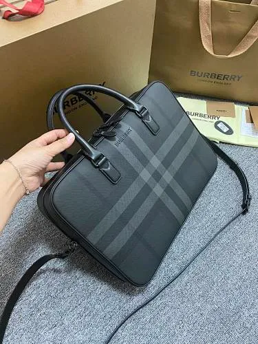 All Categories Official Website "Brand Women's Bags" Women's Bags 💙 Burberry 2025 New Burberry Crossbody Bag