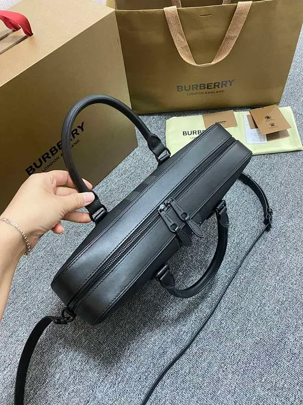 All Categories Official Website "Brand Women's Bags" Women's Bags 💙 Burberry 2025 New Burberry Crossbody Bag