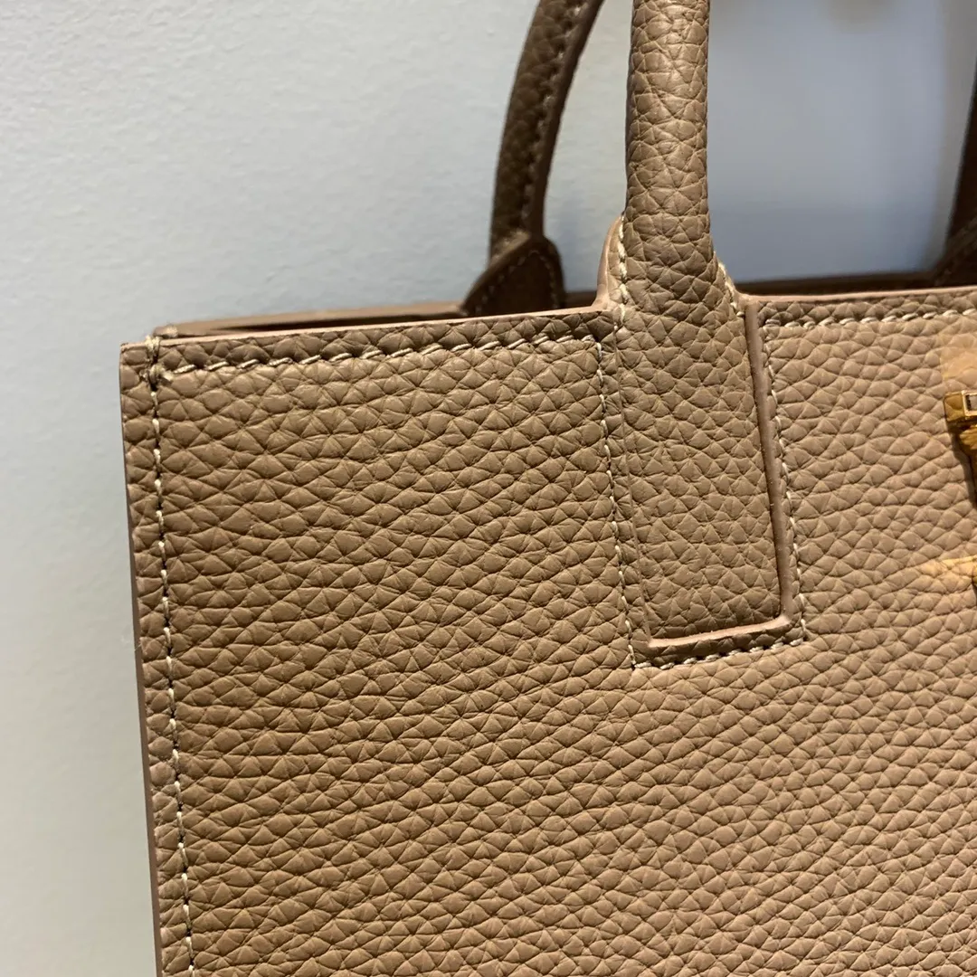 All categories Burberry women's bags (Burberry) Burberry 3302