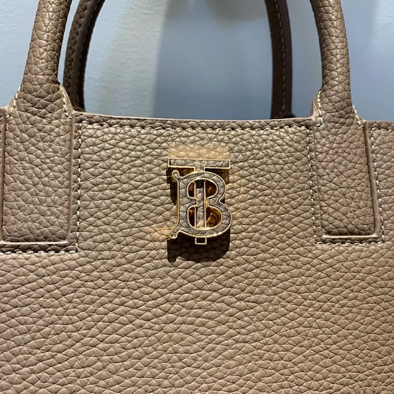 All categories Burberry women's bags (Burberry) Burberry 3302