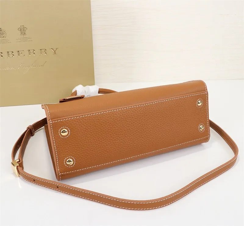 All categories Burberry women's bags (Burberry) Burberry 3302