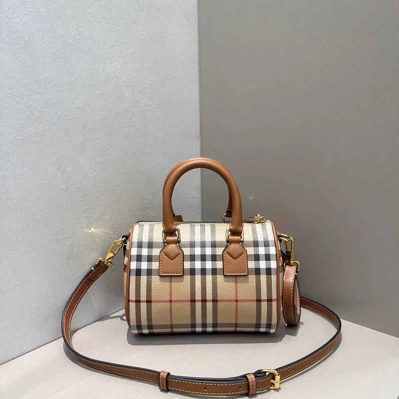 All categories Burberry women's bags (Burberry) Burberry 091