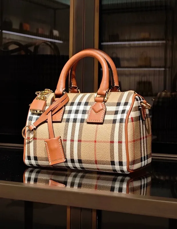 All categories Burberry women's bags (Burberry) Burberry 091