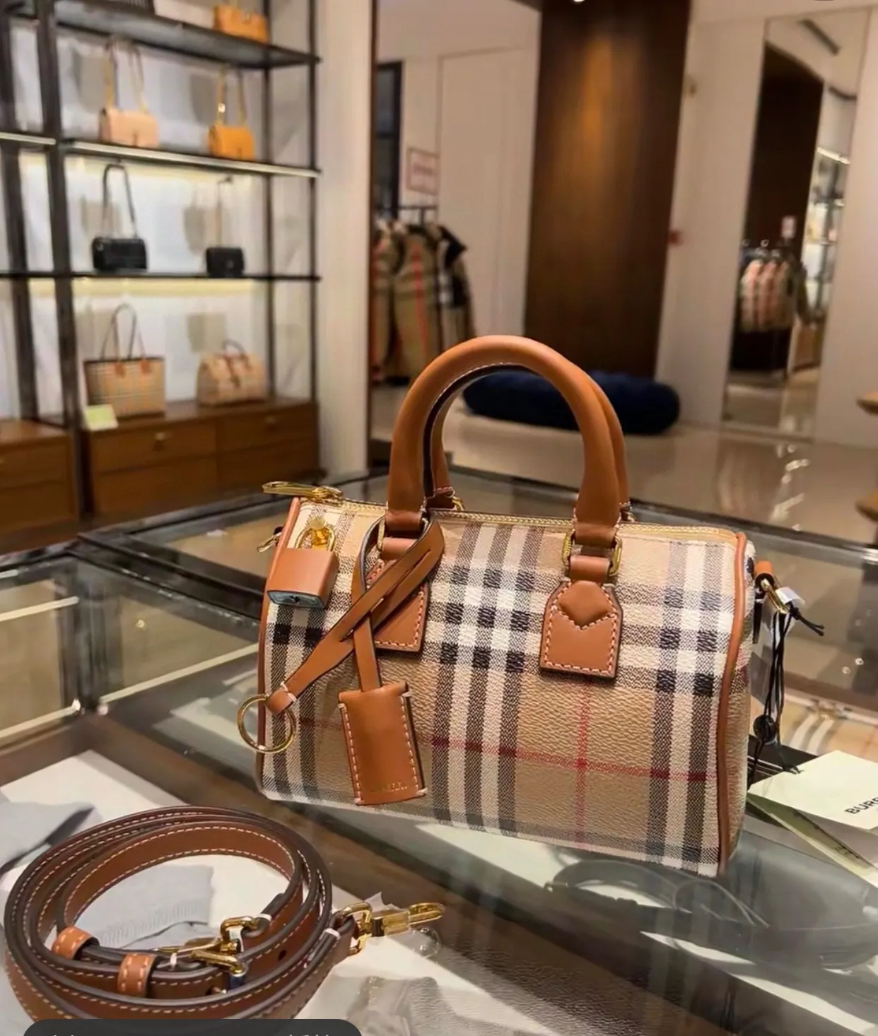 All categories Burberry women's bags (Burberry) Burberry 091