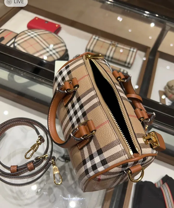 All categories Burberry women's bags (Burberry) Burberry 091
