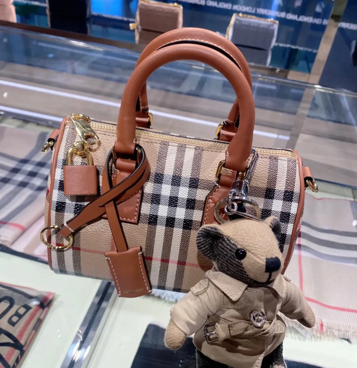 All categories Burberry women's bags (Burberry) Burberry 091