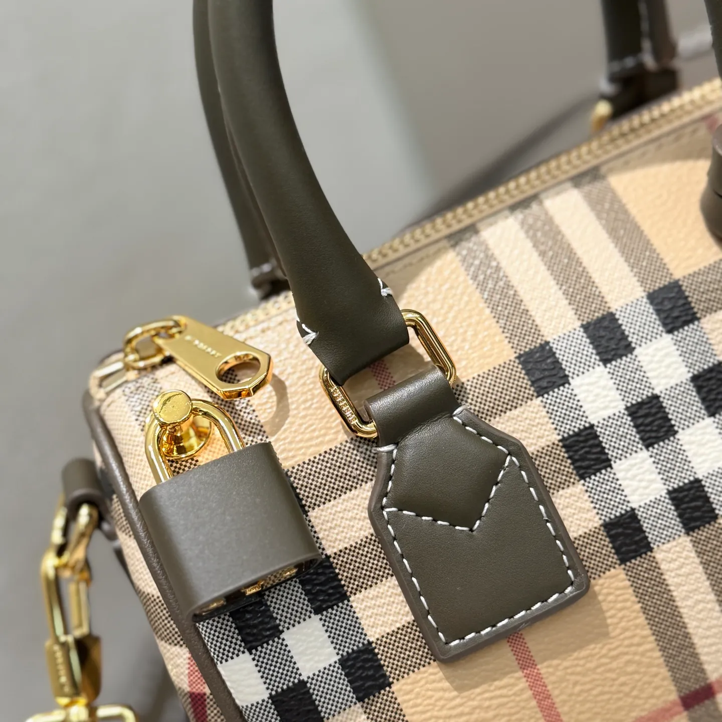 All categories Burberry women's bags (Burberry) Burberry 091