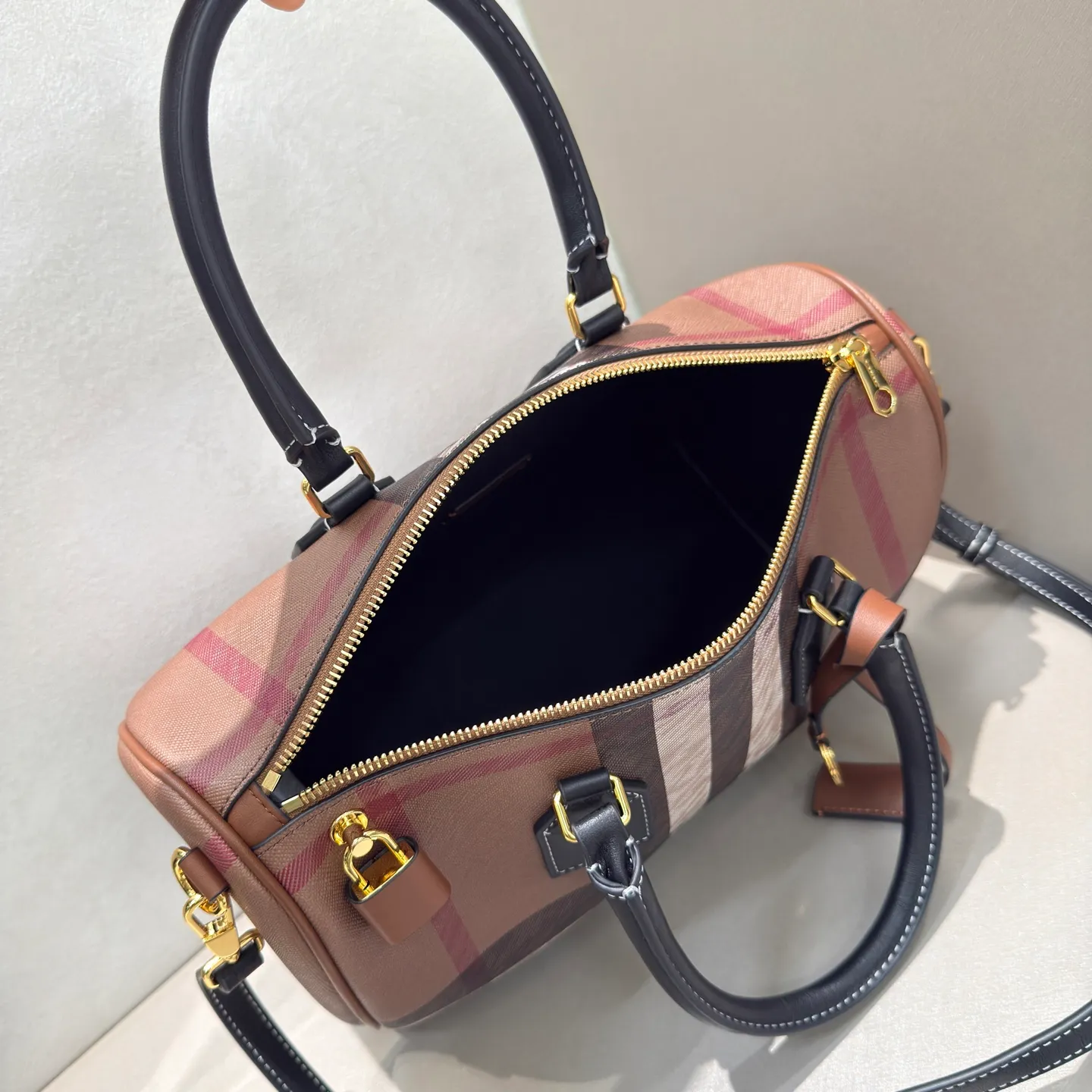 All categories Burberry women's bags (Burberry) Burberry 091