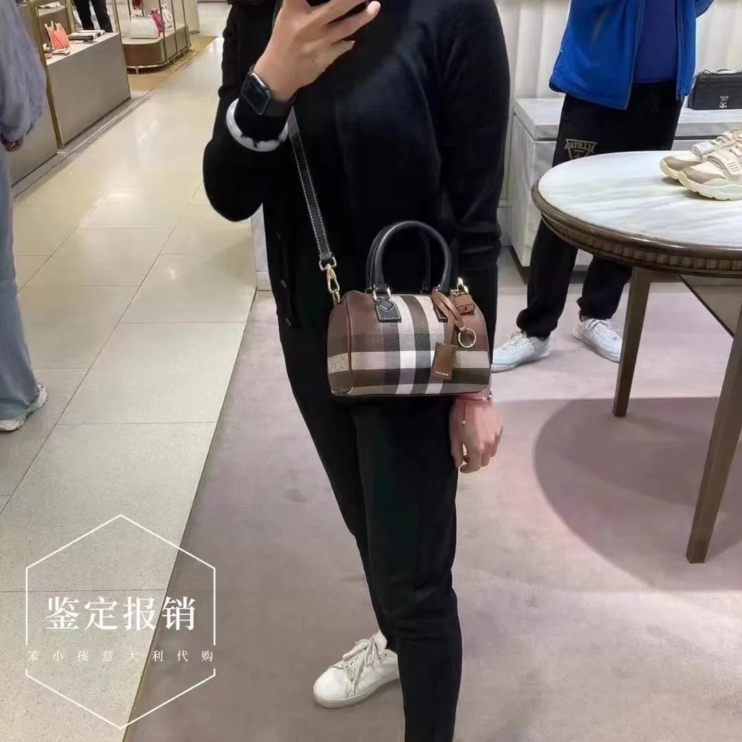 All categories Burberry women's bags (Burberry) Burberry 091