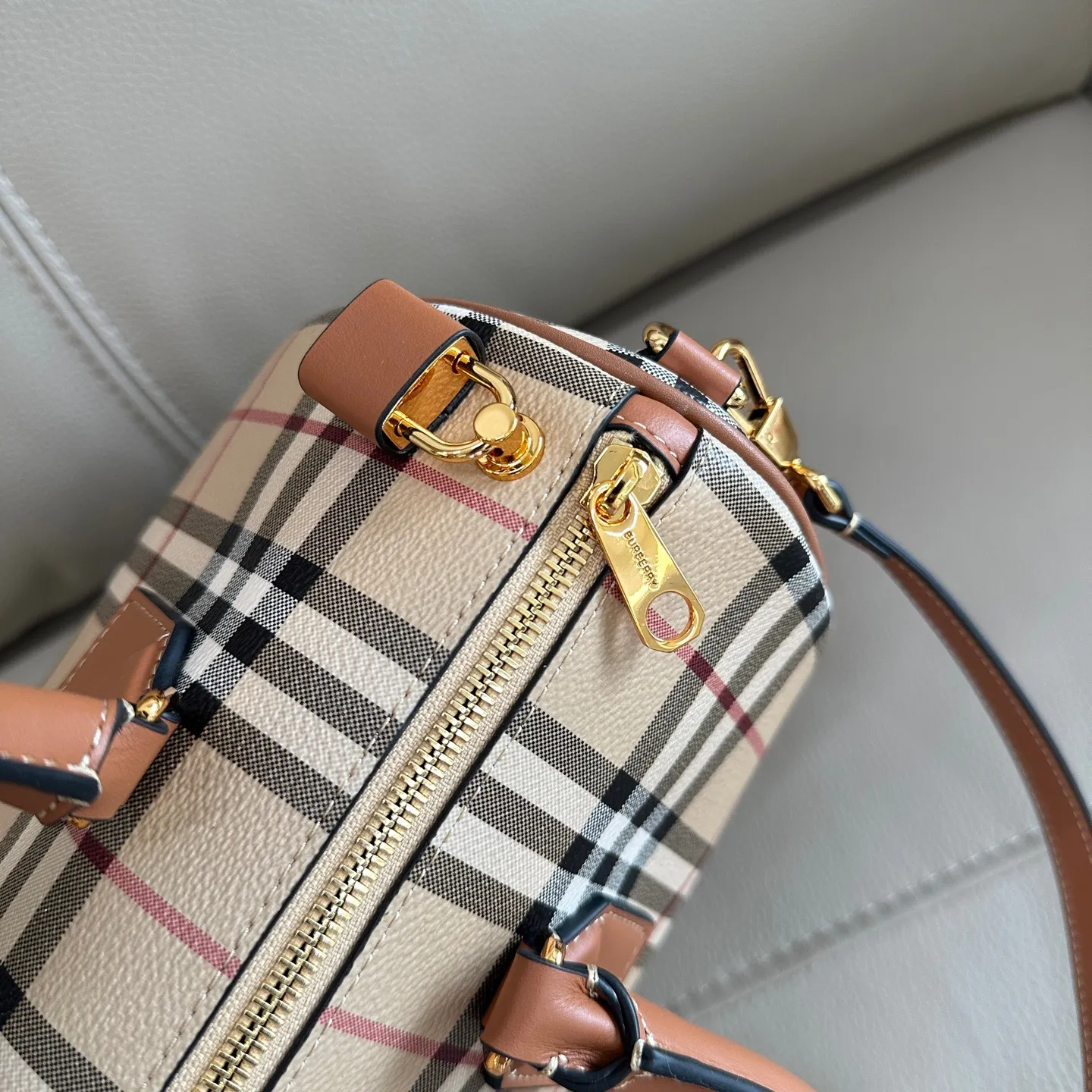 All categories Burberry women's bags (Burberry) Burberry 091