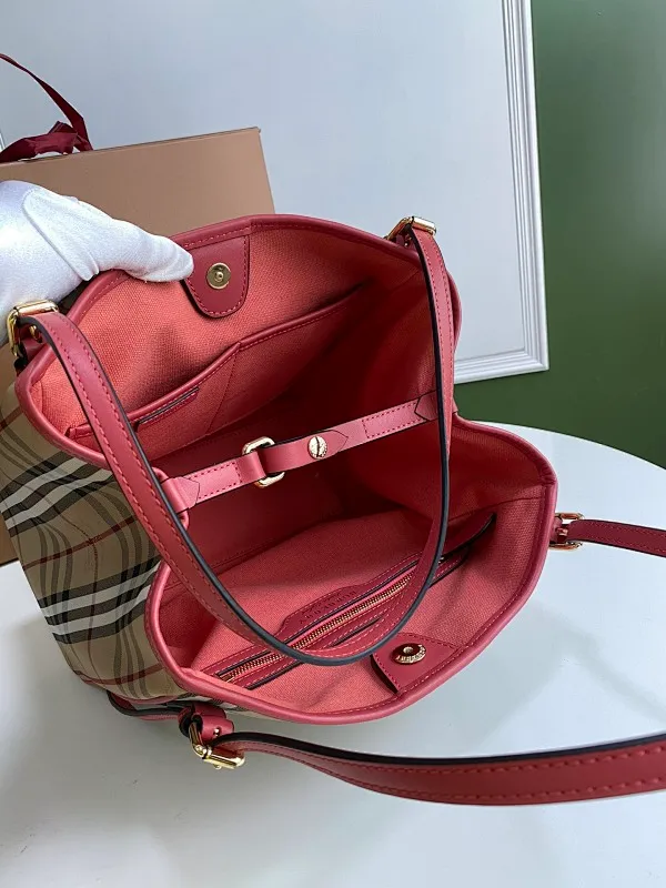 All Categories Official Website "Brand Women's Bags" Women's Bags 💙 Burberry 2025 New Burberry Handbags