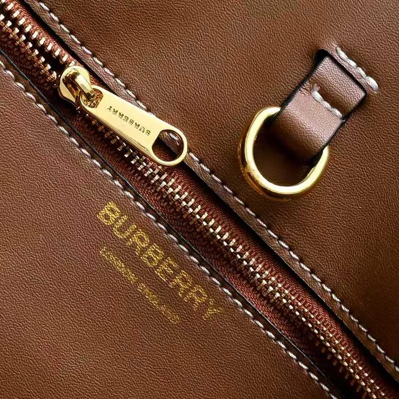 All categories Burberry women's bags (Burberry) Burberry 2530