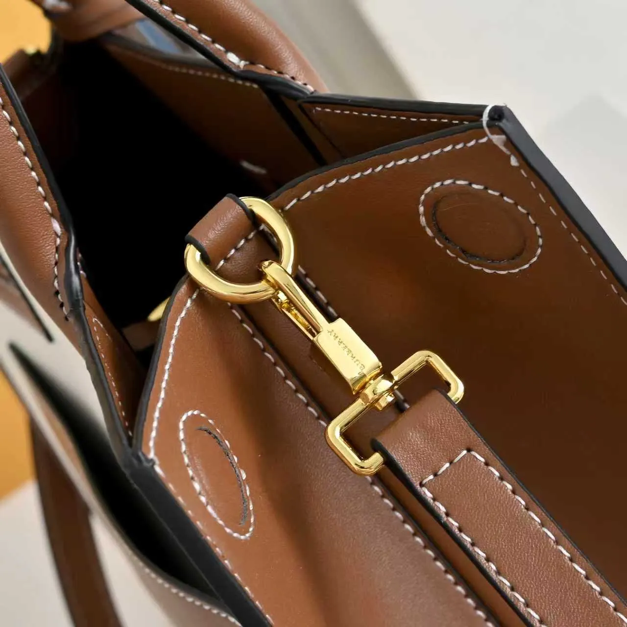 All categories Burberry women's bags (Burberry) Burberry 2530