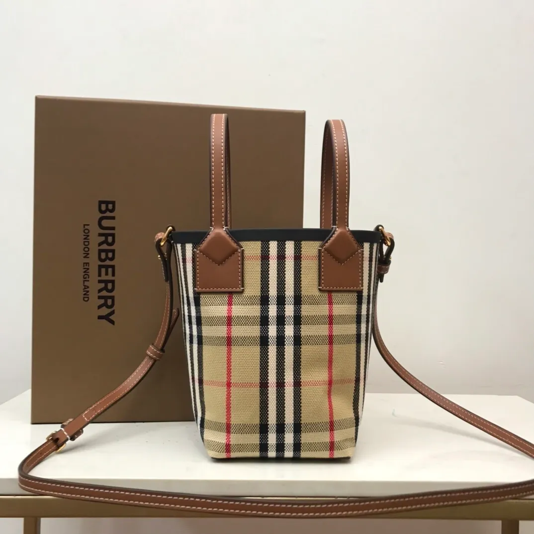 All Categories Burberry Women's Bags Burberry Original Order 80704611