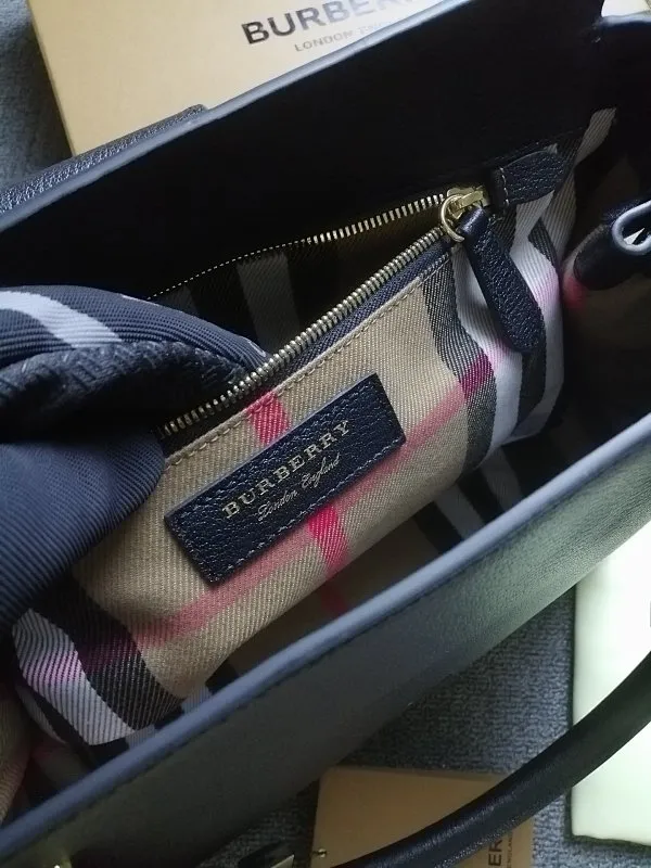 All Categories Burberry Women's Bags Burberry Original Order 89011