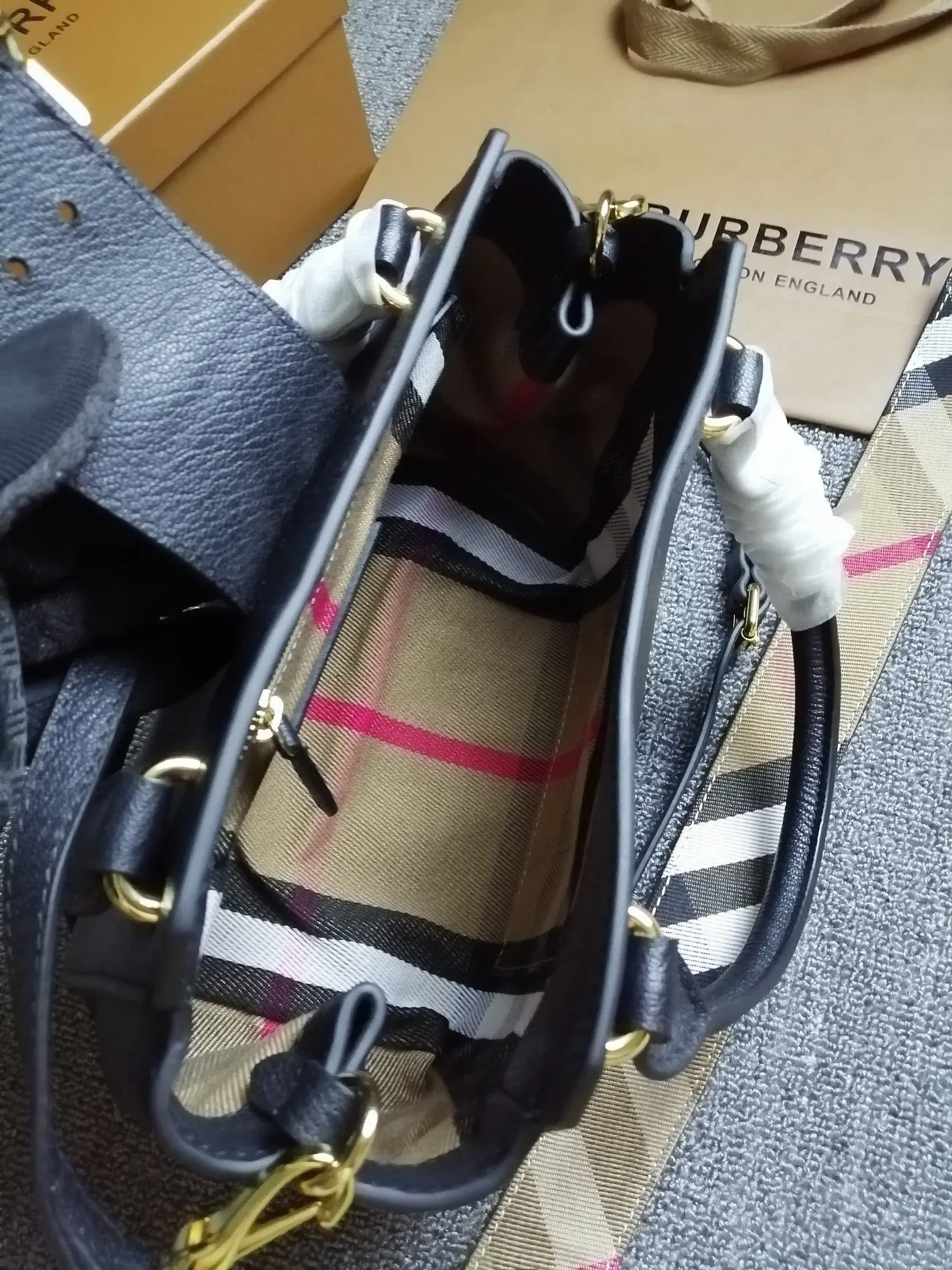 All Categories Burberry Women's Bags Burberry Original Order 89011