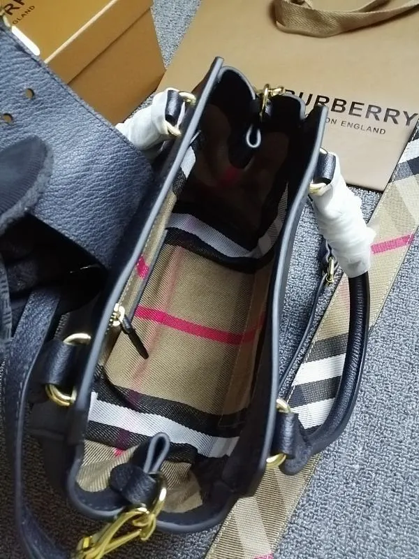 All Categories Burberry Women's Bags Burberry Original Order 89011