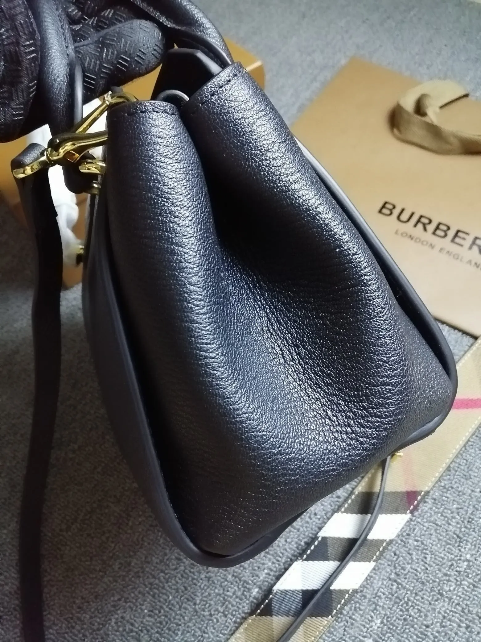 All Categories Burberry Women's Bags Burberry Original Order 89011