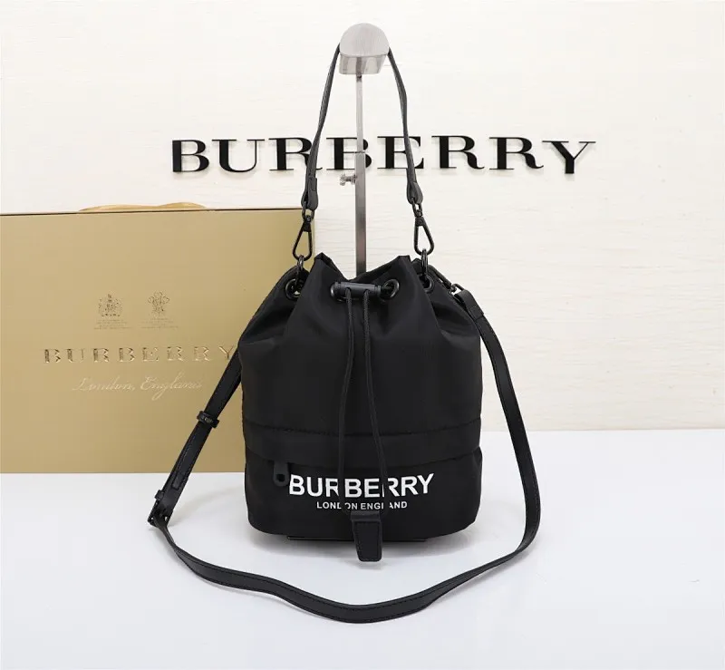 All categories Burberry women's bags (Burberry) Burberry 2232