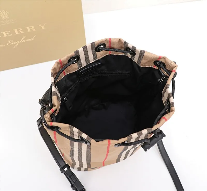 All categories Burberry women's bags (Burberry) Burberry 2232
