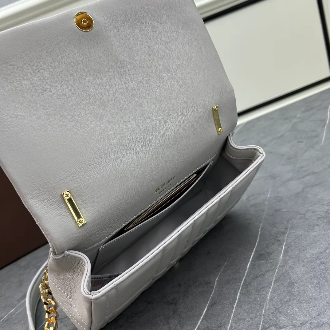 All categories Burberry women's bags (Burberry) Burberry 6346