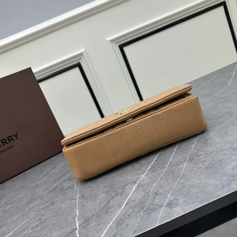 All categories Burberry women's bags (Burberry) Burberry 6346