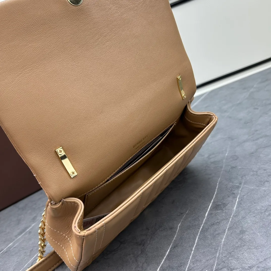 All categories Burberry women's bags (Burberry) Burberry 6346