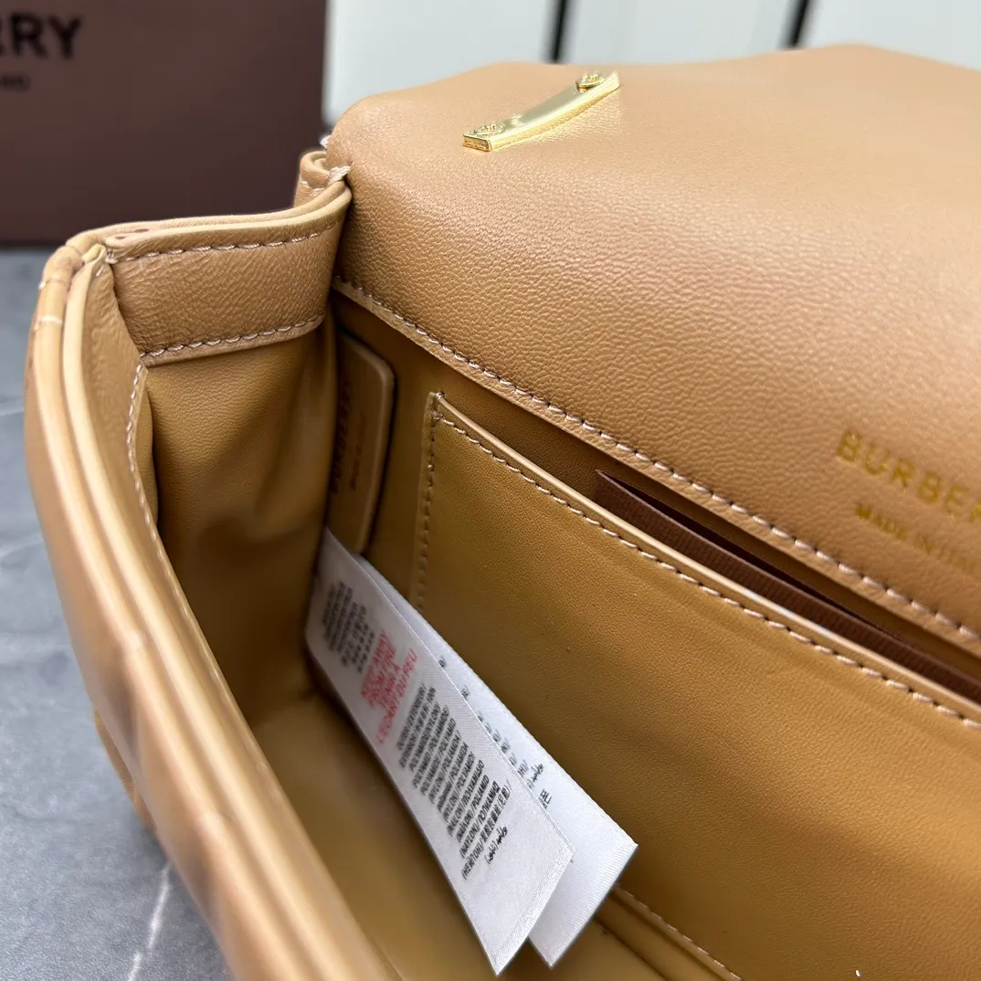All categories Burberry women's bags (Burberry) Burberry 6346
