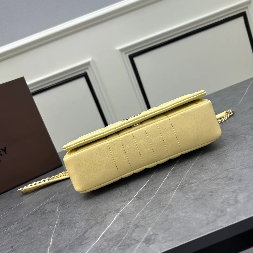 All categories Burberry women's bags (Burberry) Burberry 6346