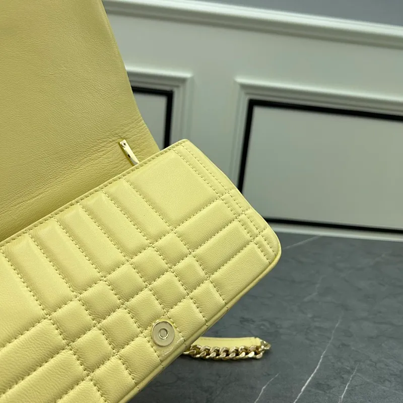 All categories Burberry women's bags (Burberry) Burberry 6346